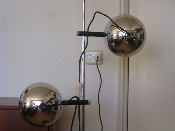 Image 1 of Lampadaire Herda de l'âge de l'espace des années 60, sphérique et chromé