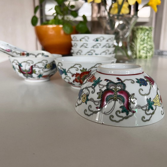 Image 1 of 7x Chinese soup bowls + spoons