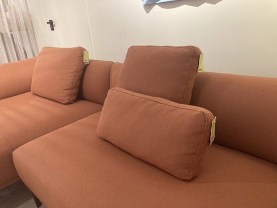 Image 1 of FEST sofa: Aku Divan + 2 seater, including 3 cushions - Kvadrat - Hero 481.