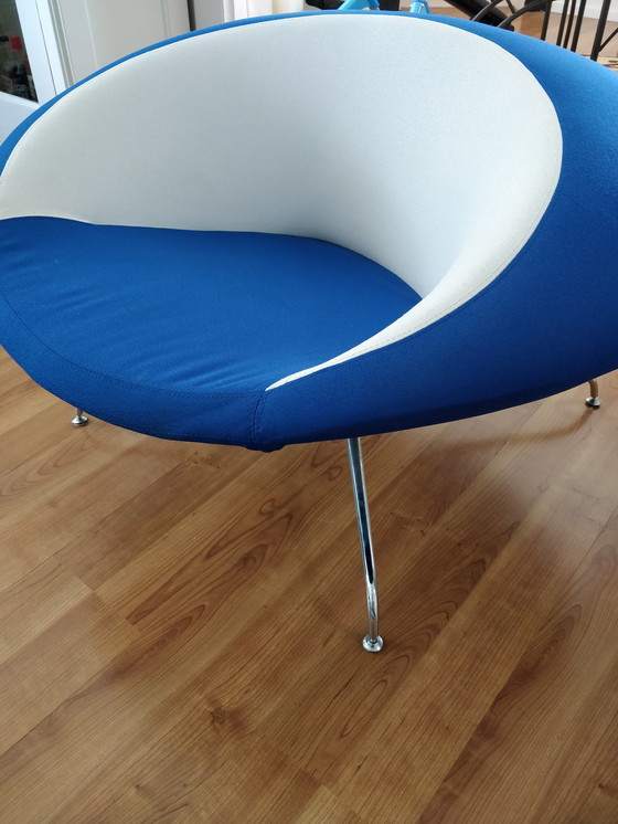 Image 1 of Design chair Artifort Kirk blue white