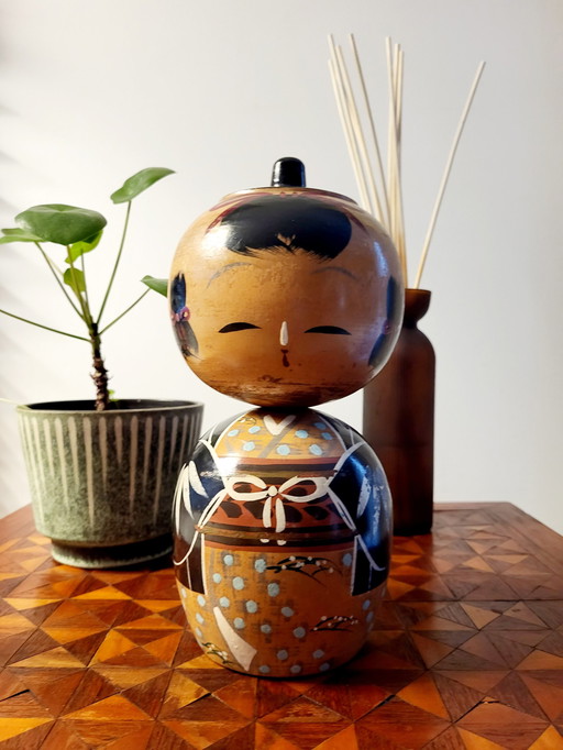 Kokeshi Doll, Japanese wooden statue, handpainted, Kimono, Japan