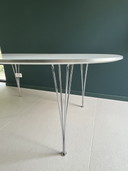 Fritz Hansen B613 tension leg table