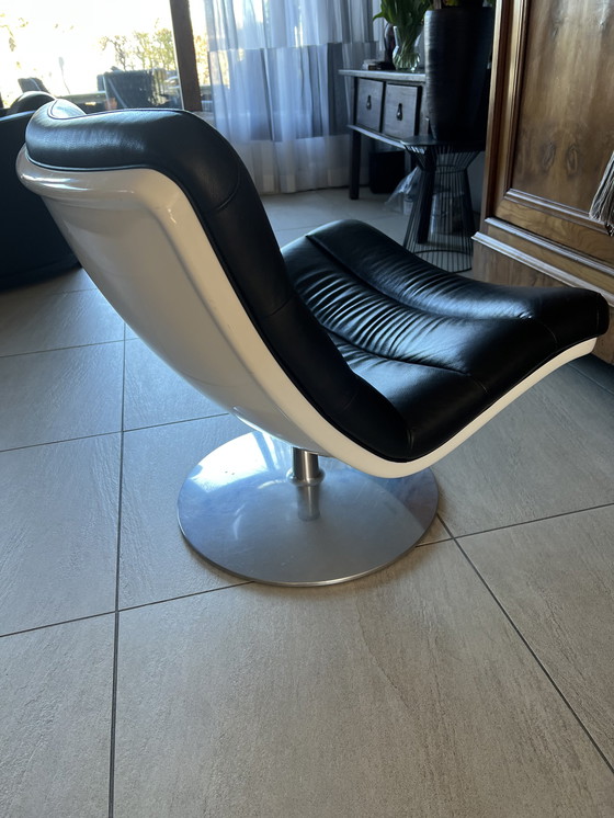 Image 1 of Artifort swivel chair