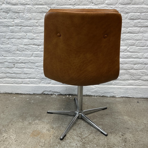 Image 1 of 8x Chaises de salle à manger vintage sur base chromée - pivotantes | 1970