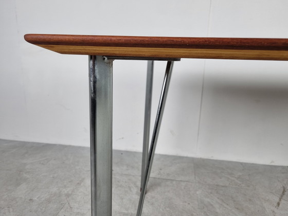 Image 1 of Arne Jacobsen tafel