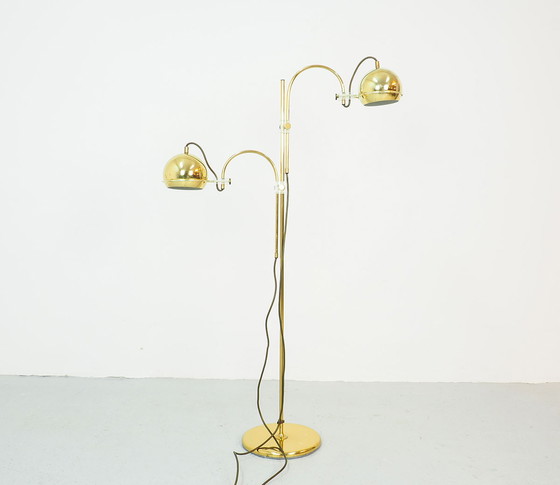 Image 1 of Lampadaire vintage Gepo en laiton 1960
