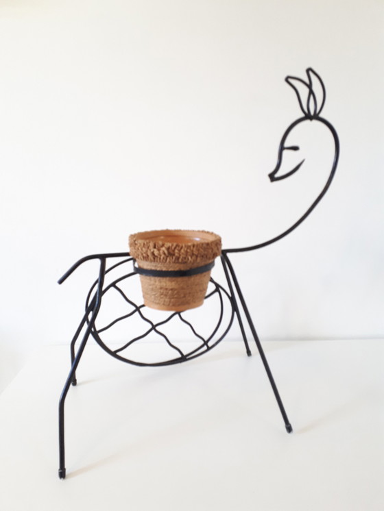 Image 1 of vintage reading basket with plant holder