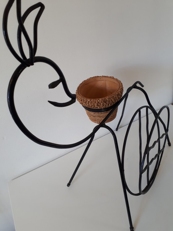 Image 1 of vintage reading basket with plant holder