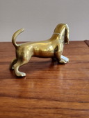 Statua in ottone vintage, statuetta di cucciolo di cane bassotto