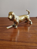 Statua in ottone vintage, statuetta di cucciolo di cane bassotto