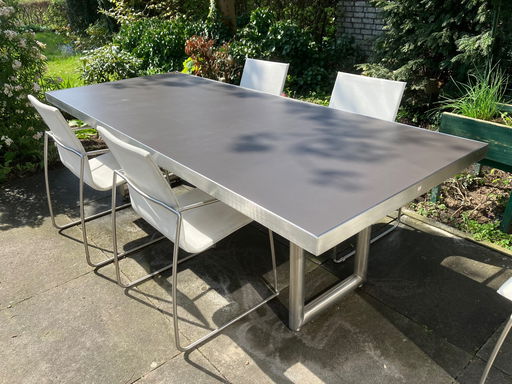 Hugo de Ruiter Valeur outdoor dining set