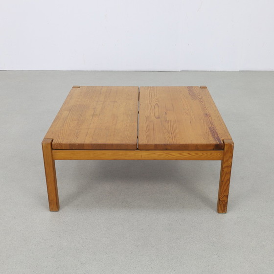 Image 1 of Table basse en bois de pin par Ilmari Tapiovaara, années 1960