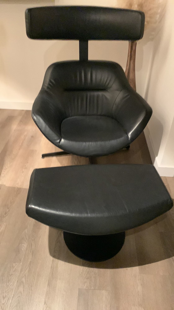 Image 1 of Leolux swivel armchair