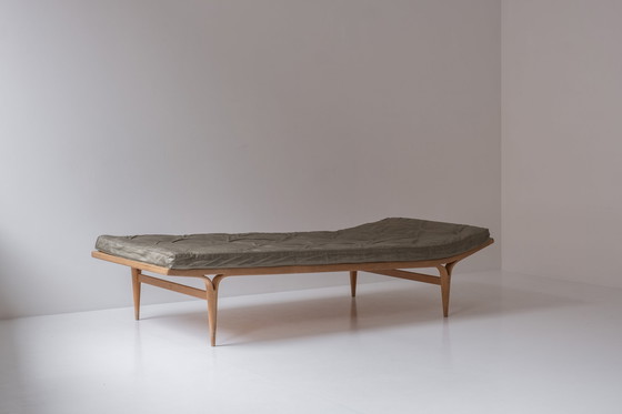 Image 1 of ‘Berlin’ daybed designed by Bruno Mathsson for Firma Karl Mathsson, Sweden 1969.