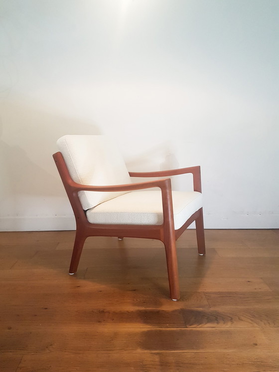 Image 1 of 2 x Ole Wanscher Senator Chairs in teak and bouclé