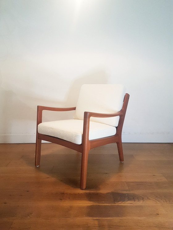 Image 1 of 2 x Ole Wanscher Senator Chairs in teak and bouclé