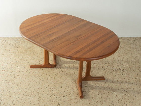 Image 1 of Dyrlund dining table extendable