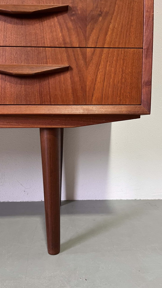 Image 1 of Buffet vintage danois en teck