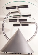 Zeus Milano "Hotel Zeus" tv- meubel door Ron Arad