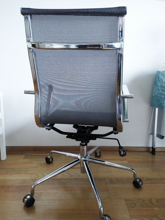 Image 1 of Stilo ergonomic office chair