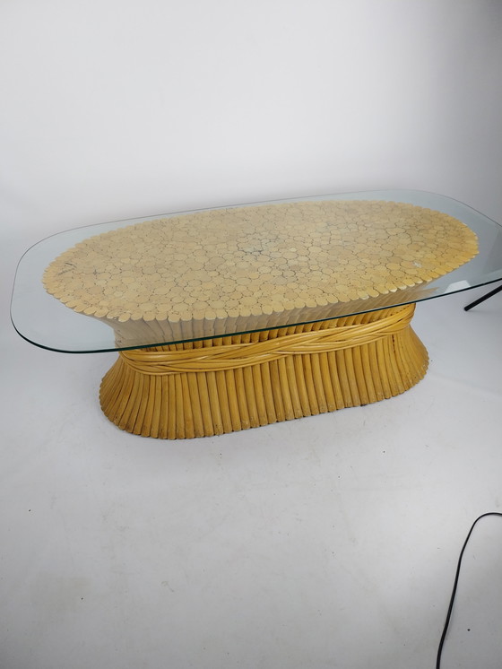 Image 1 of Table basse McGuire des années 1970 avec plateau en verre. En parfait état