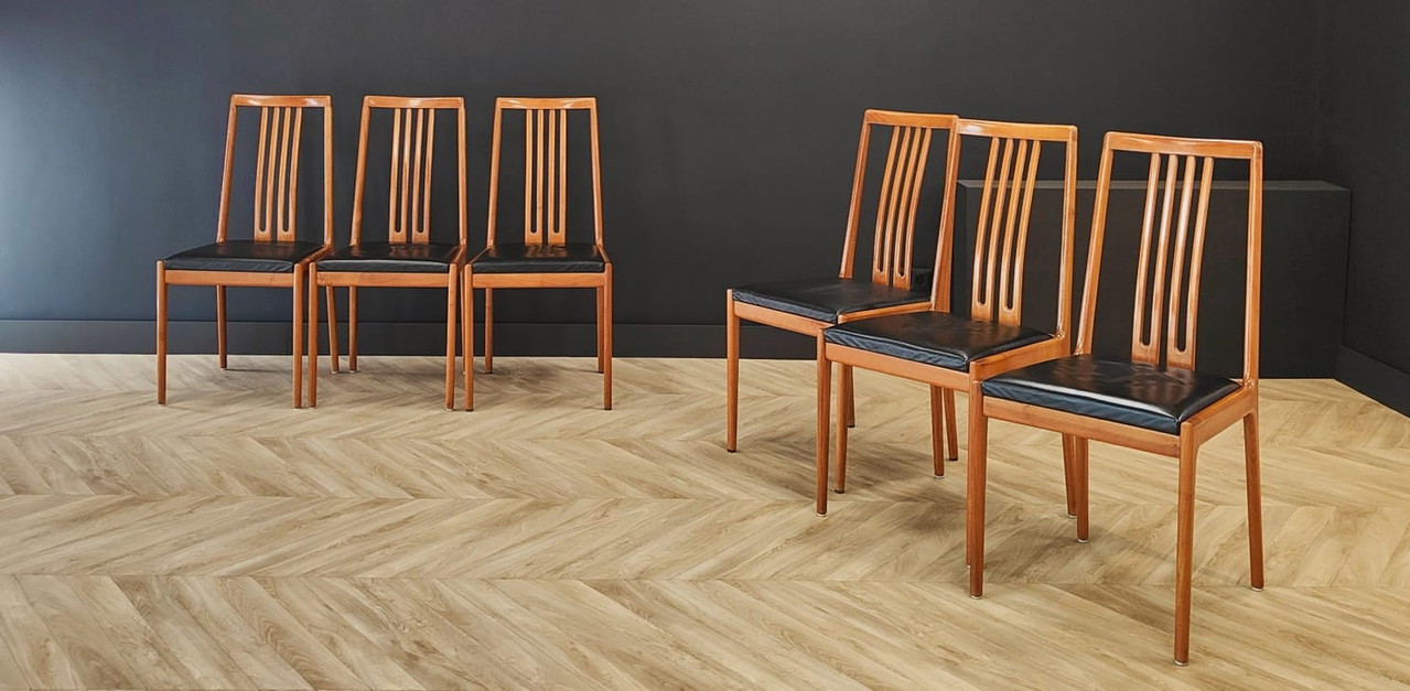 6x Mid Century dining table chairs | vintage