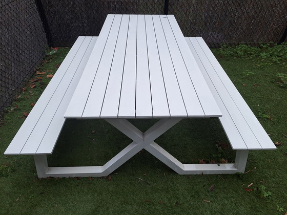 Image 1 of Modern picnic table