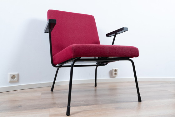 Image 1 of Model 1407 lounge chair by Wim Rietveld and A.R. Cordemeyer