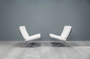 Barcelona chair,  Knoll International