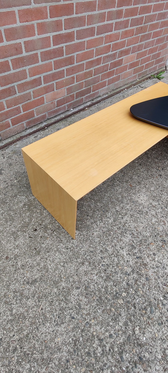 Image 1 of Leolux Yaghan coffee table