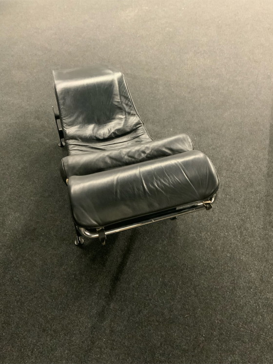 Image 1 of Corbusier Cassina LC4 chais lonque