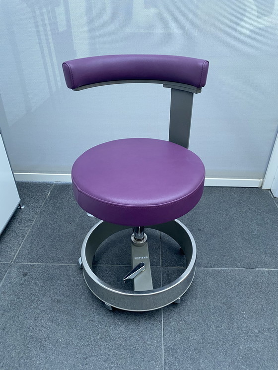 Image 1 of Chaise/tabouret vintage Siemens