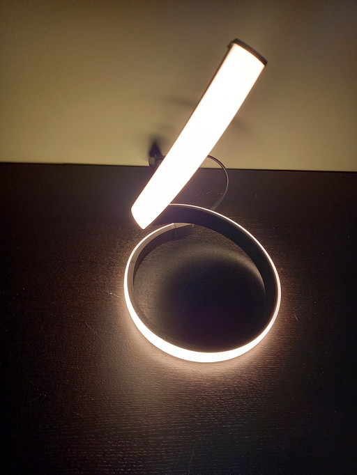 Lampe de table moderne LED