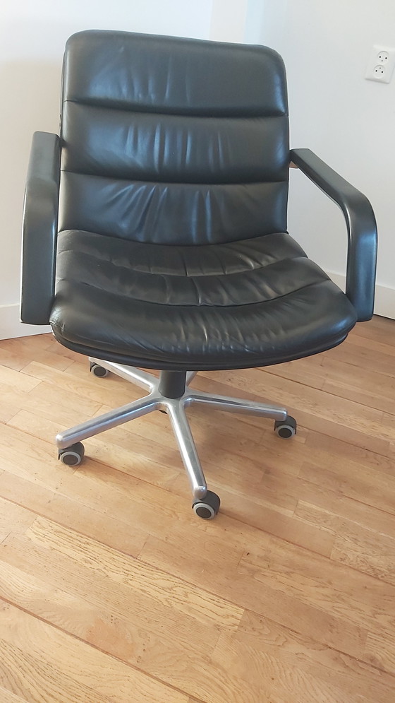 Image 1 of Artifort Model Channel fauteuil