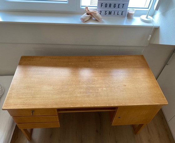 Image 1 of Bureau vintage