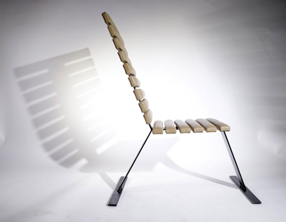 Image 1 of Chaise design