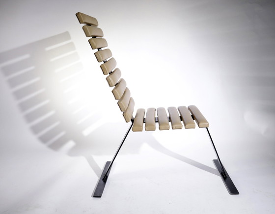 Image 1 of Chaise design