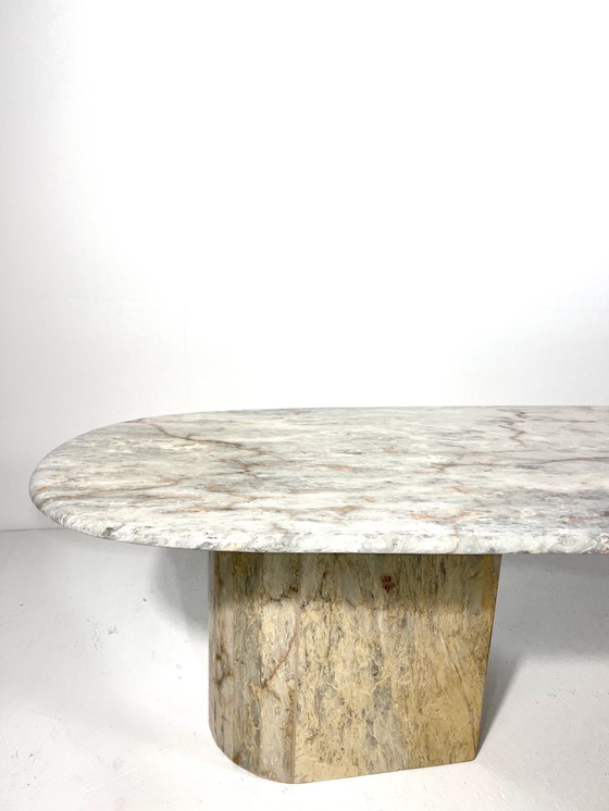 Image 1 of Table basse en marbre