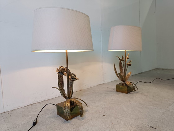Image 1 of 2x Vintage Bronze flower table lamps