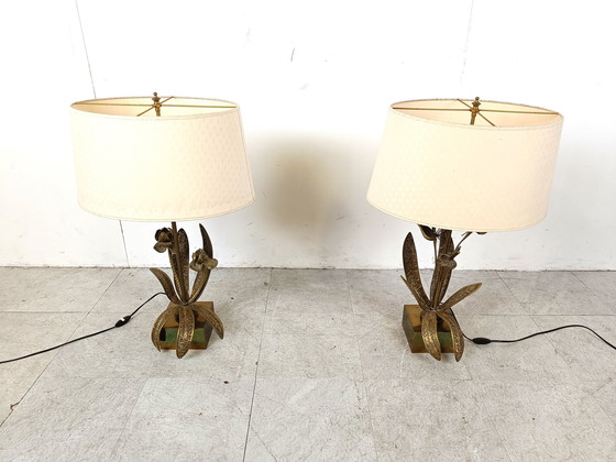 Image 1 of 2x Vintage Bronze flower table lamps