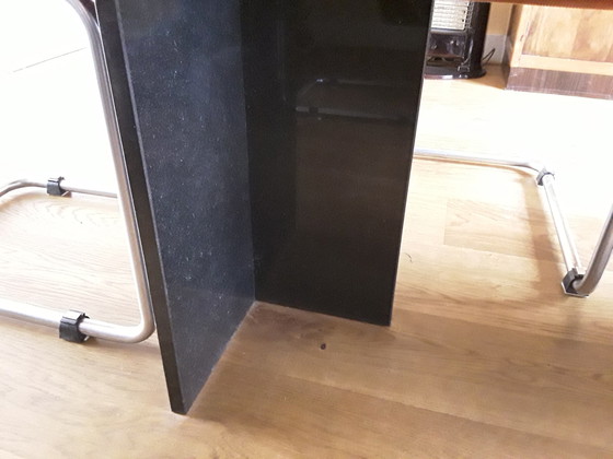 Image 1 of Beautiful black granite design table