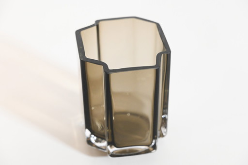 Lousie Roe Funki Light Asymmetric Smoke vase