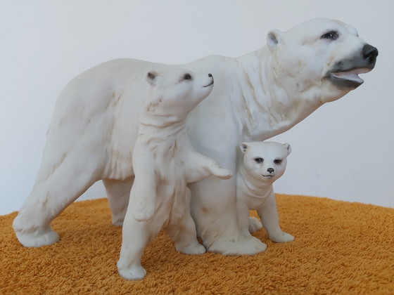 Image 1 of Famille d'ours en porcelaine en biscuit Kaiser