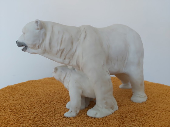 Image 1 of Famille d'ours en porcelaine en biscuit Kaiser