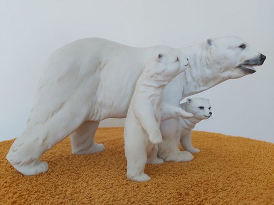 Image 1 of Famille d'ours en porcelaine en biscuit Kaiser