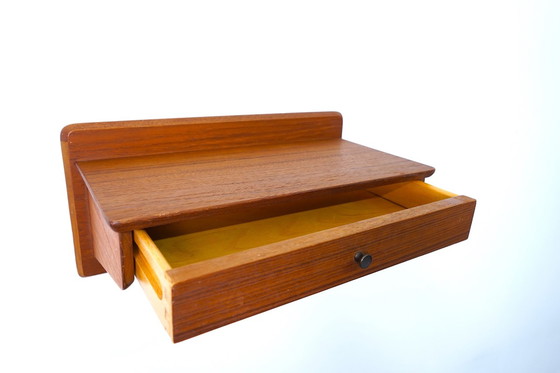 Image 1 of Danish vintage teak wall shelf by Gunni for Omann Jun, 1960s