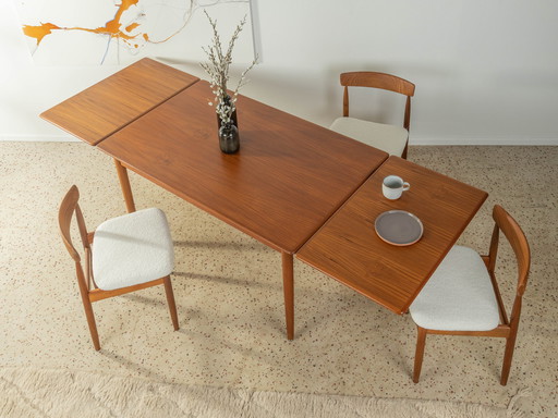 extendable dining table