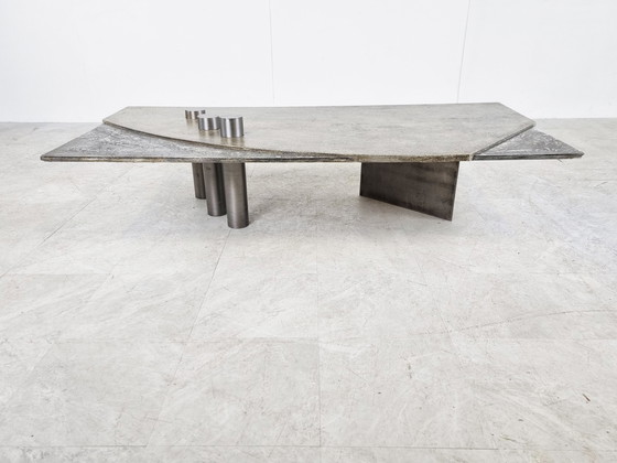 Image 1 of Table basse brutaliste Pia Manu