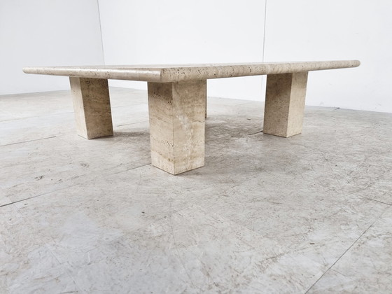 Image 1 of Table basse en travertin Up&Up