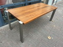 Bert plantagie Rocky Dining table walnut wood
